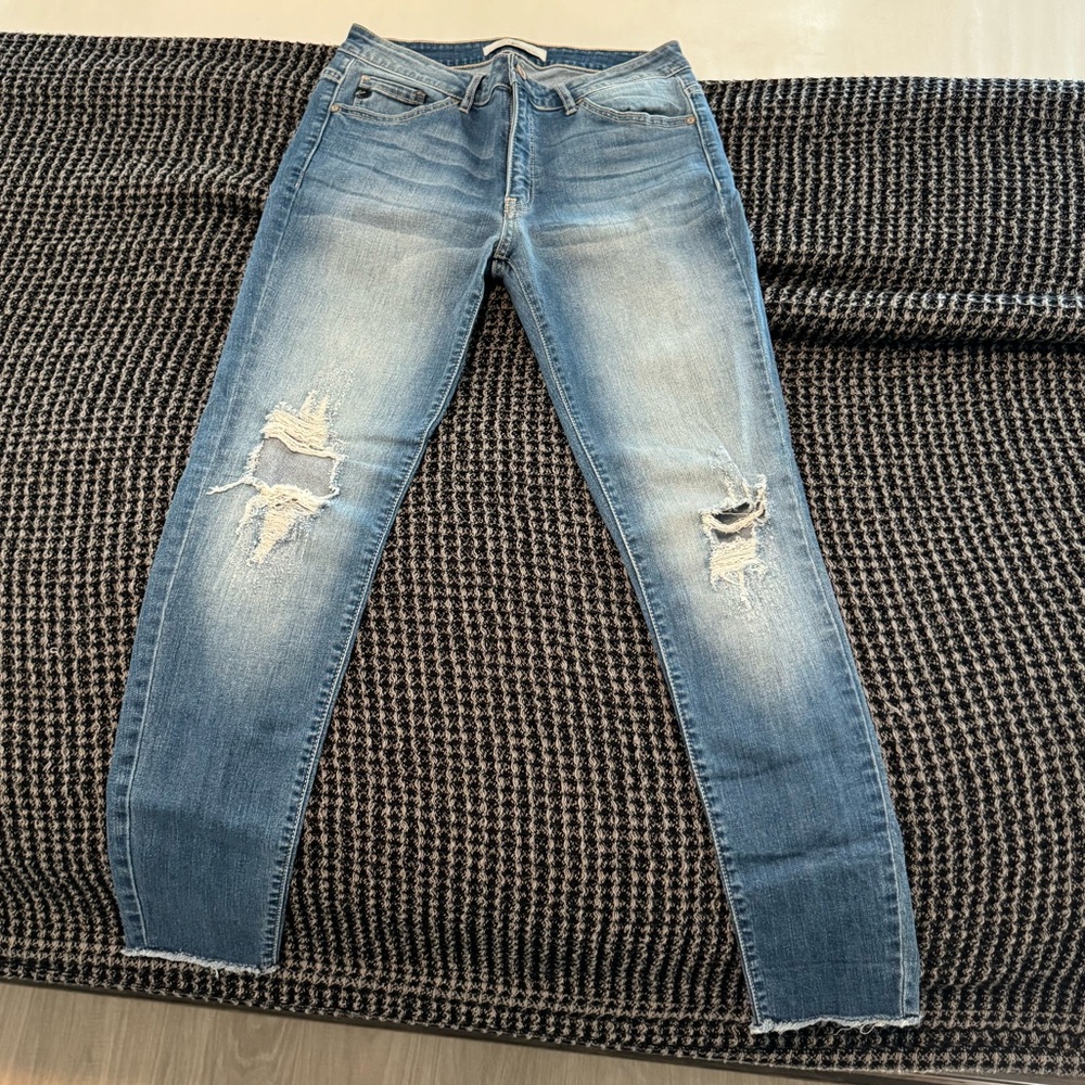 NWOT Kancan stretchy jeans